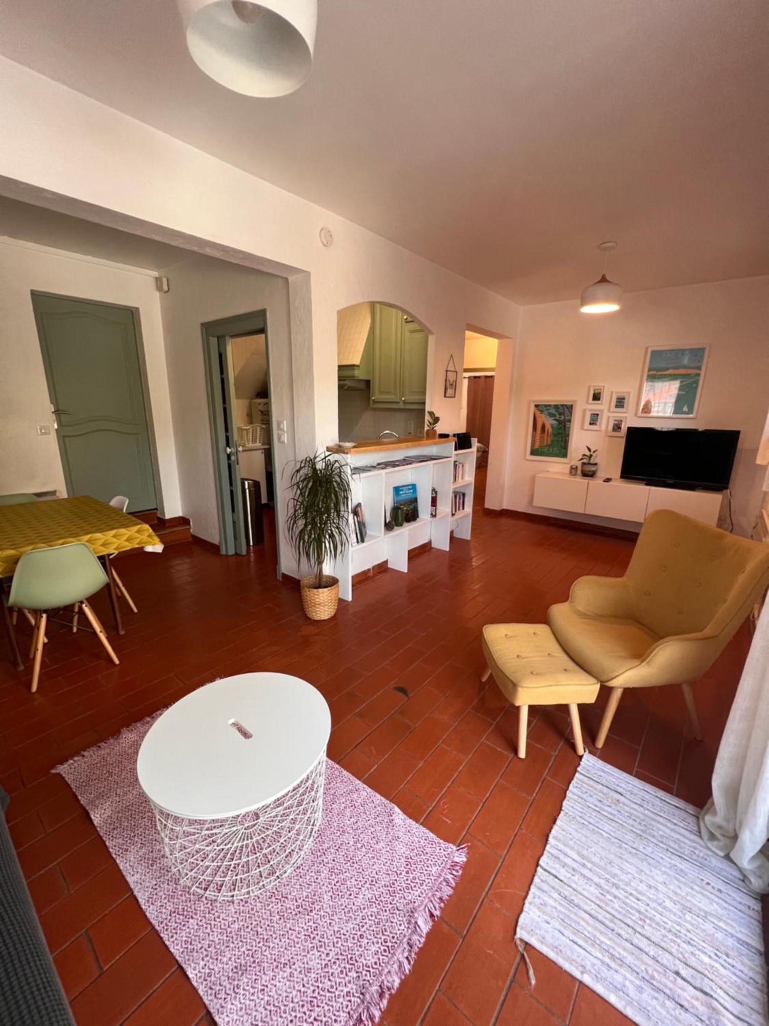 Simone, Appartement Maison, Quartier Calme, Grande Terrasse, Spa, Barbecue, 2 Chambres Fréjus Eksteriør bilde